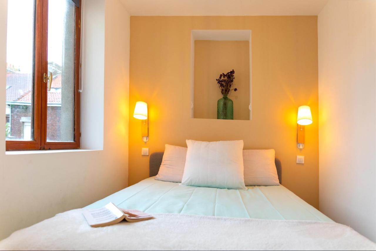 Le Perchoir Apartment Calais Bagian luar foto